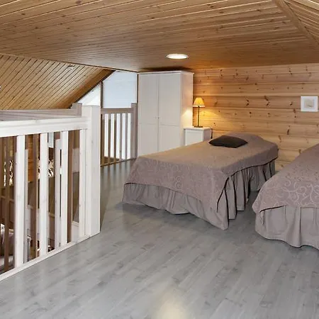 Prázdninový areál Holiday Club Ronnas Villas 4*
