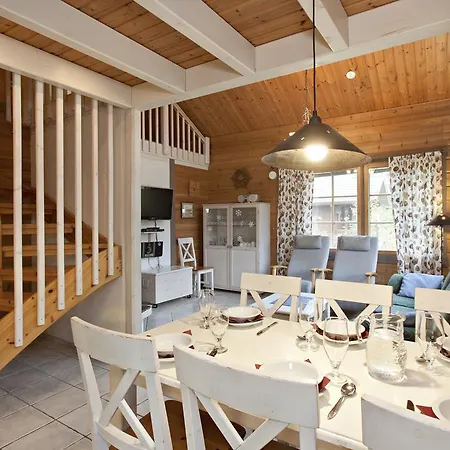 Holiday Club Ronnas Villas 4* Isnas