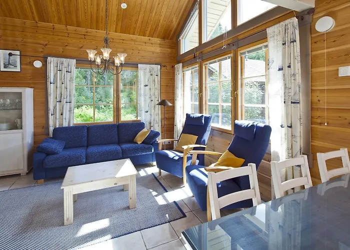 Holiday Club Ronnas Villas Lomakylät 4*